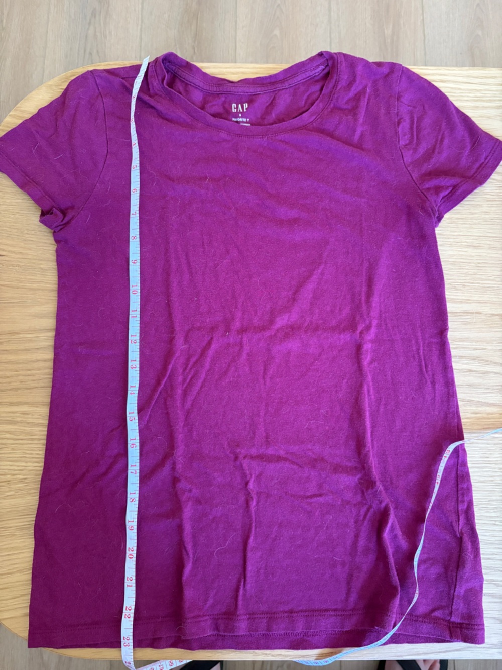 GAP Short Sleeve Crew Neck Tee - Berry Pink Size Small